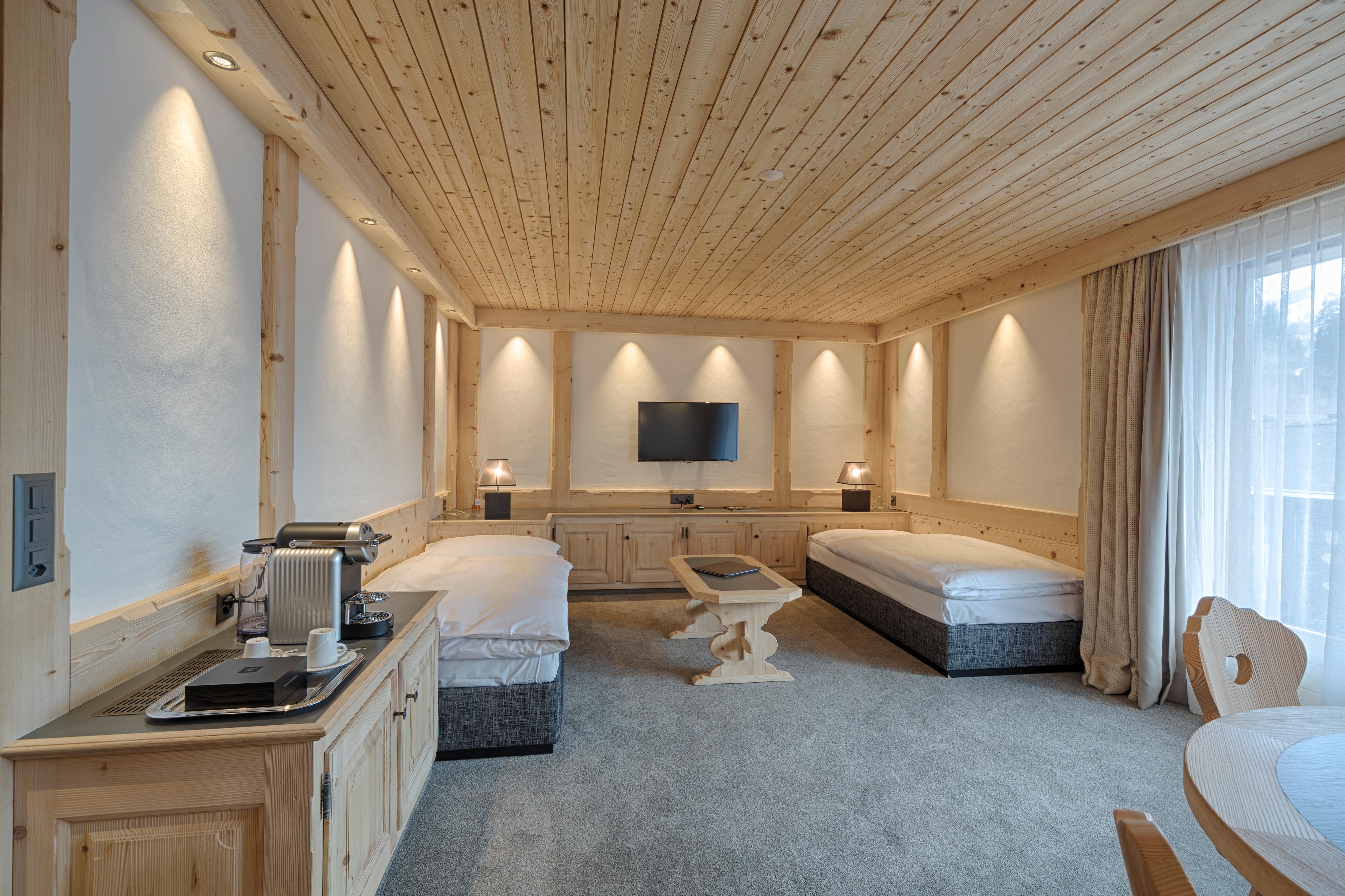Bernerhof Swiss Quality Hotel Gstaad Luaran gambar