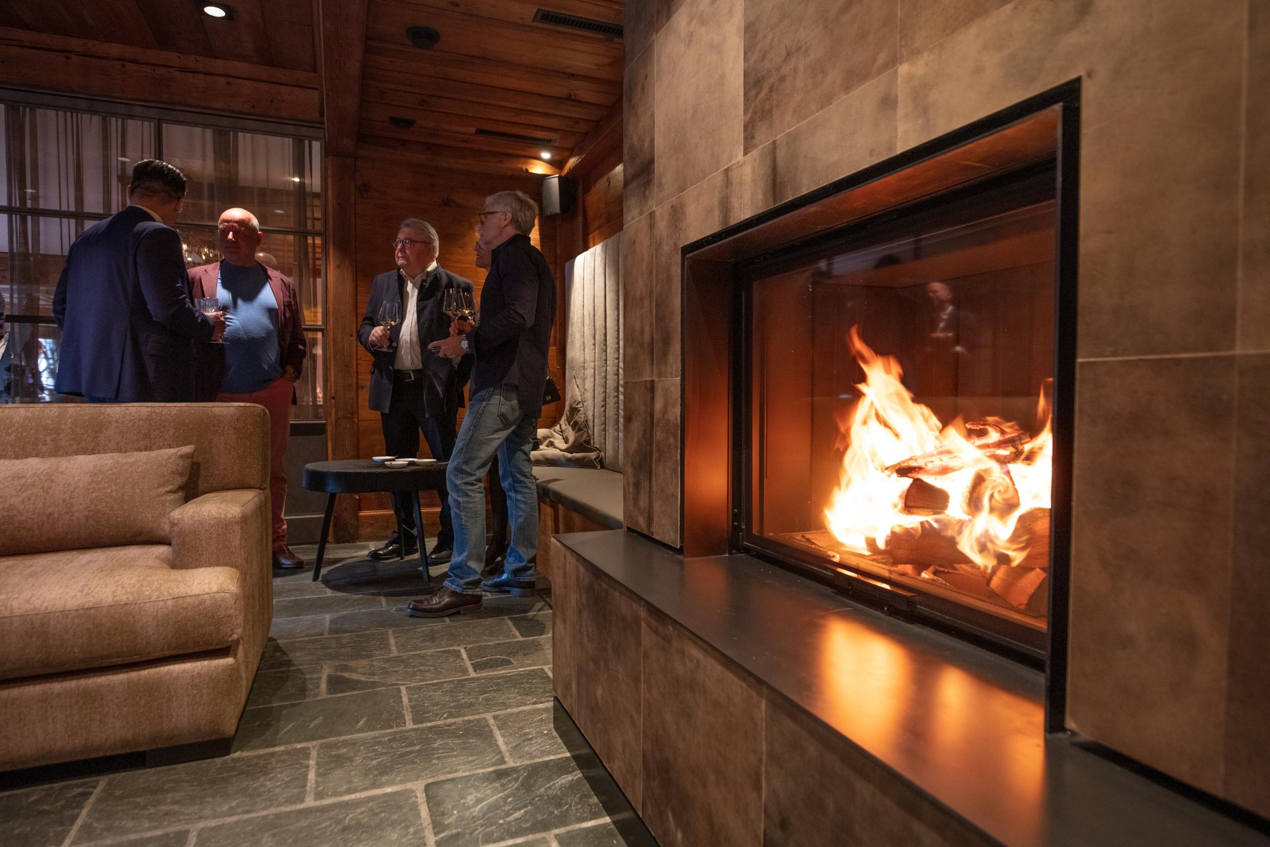 Bernerhof Swiss Quality Hotel Gstaad Luaran gambar