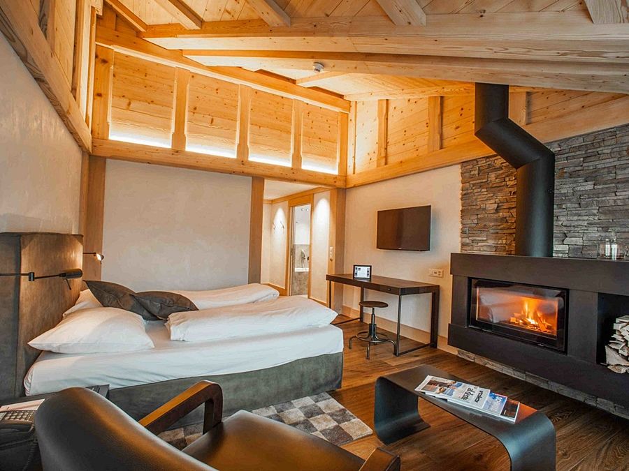 Bernerhof Swiss Quality Hotel Gstaad Luaran gambar